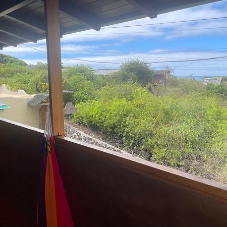 Galapagos Chalet Puerto Ayora  Exteriör bild