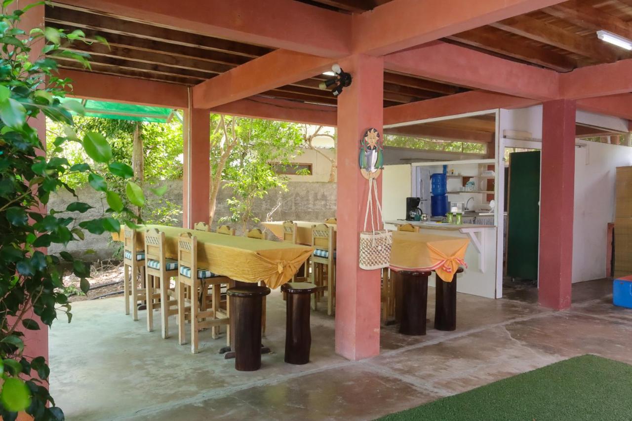 Galapagos Chalet Puerto Ayora  Exteriör bild